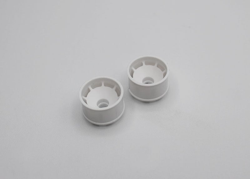 Reflex Racing RX600R0W white RC car rear wheel with 0 offset, featuring a speed dish design for RC racing vehicles.