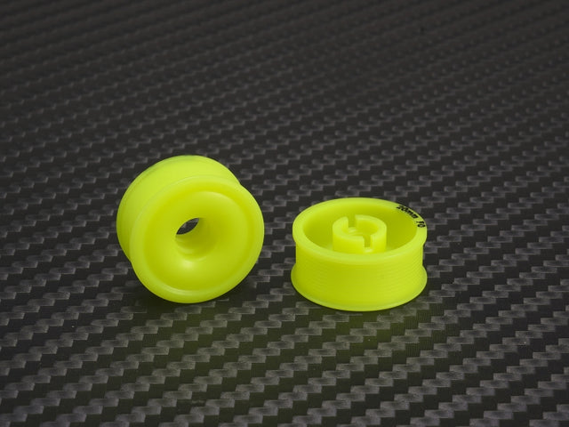 PN Racing 8.5x20mm flanged yellow wheel with 0 offset, designed for RC cars, shown in a detailed close-up image