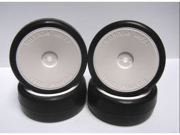 Team Powers RC car tires with on-road touring car dish wheels and rubber tires, suitable for high-performance RC racing.