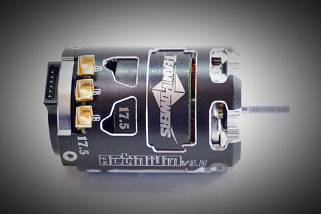 Side view of Team Powers Actinium V5 brushless motor for RC cars, showcasing its compact design and cooling fins.