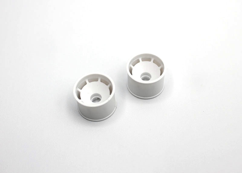 Reflex Racing RX600R14W white speed dish rear wheel for RC cars, featuring a 14mm axle and aerodynamic design.